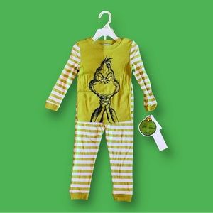 ONLY ONE 3T LEFT! NEW THE GRINCH GREEN STRIPED CHRISTMAS PAJAMAS